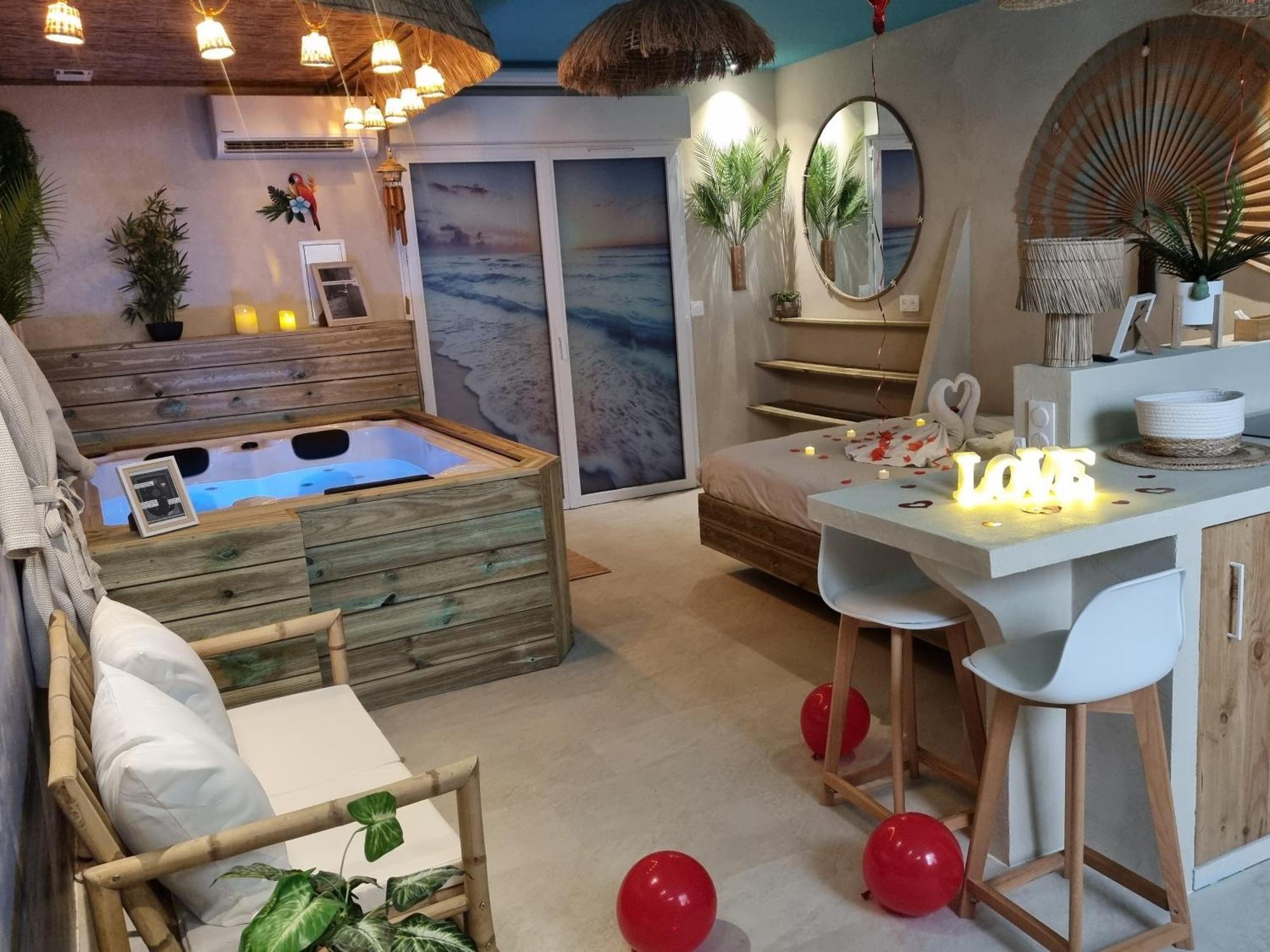 Les Spas De La Mer, Appart&Spa Aloha, 100M De La Plage, Plein Coeur Du Grau Le Grau-du-Roi Bagian luar foto