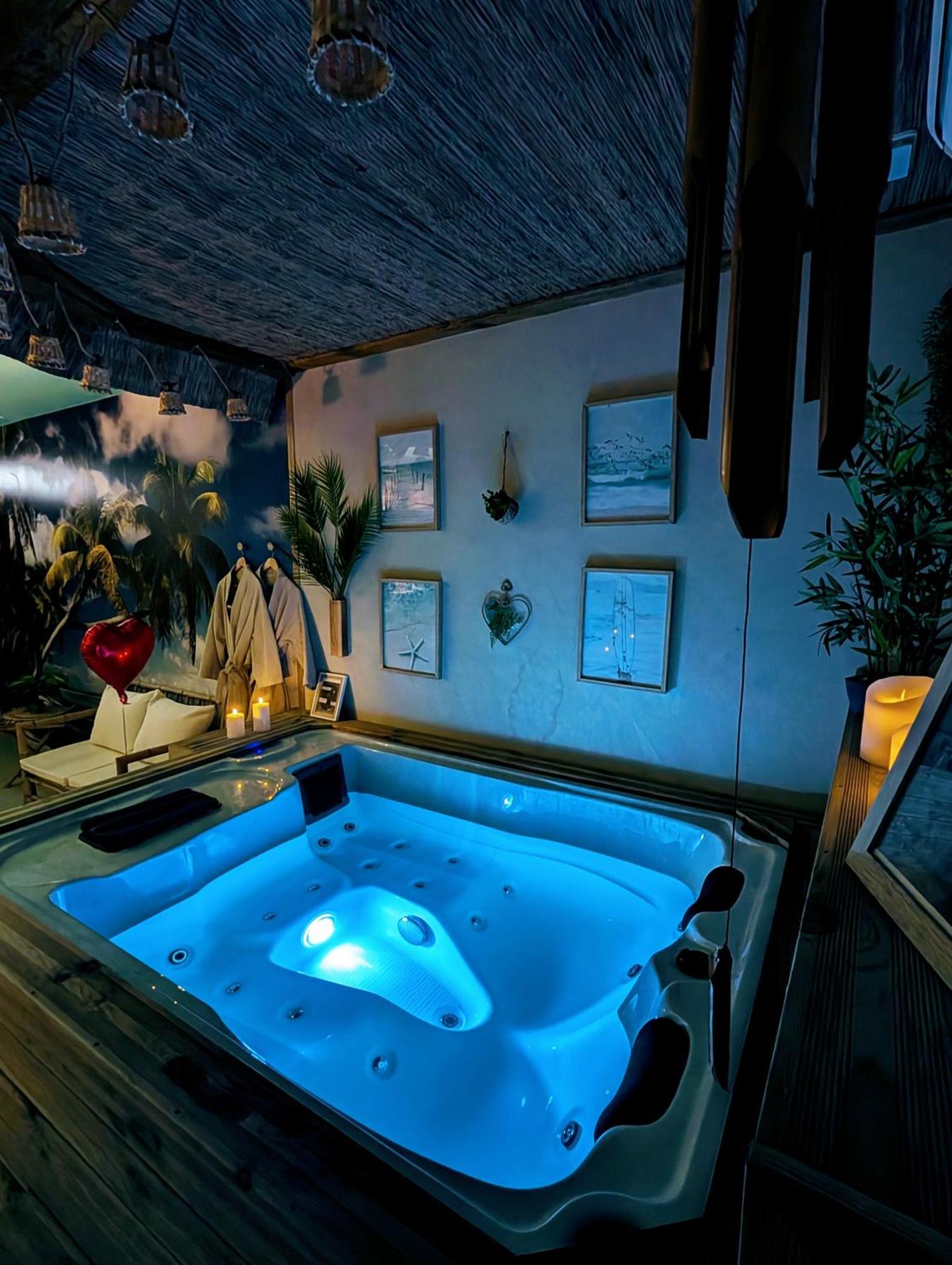 Les Spas De La Mer, Appart&Spa Aloha, 100M De La Plage, Plein Coeur Du Grau Le Grau-du-Roi Bagian luar foto